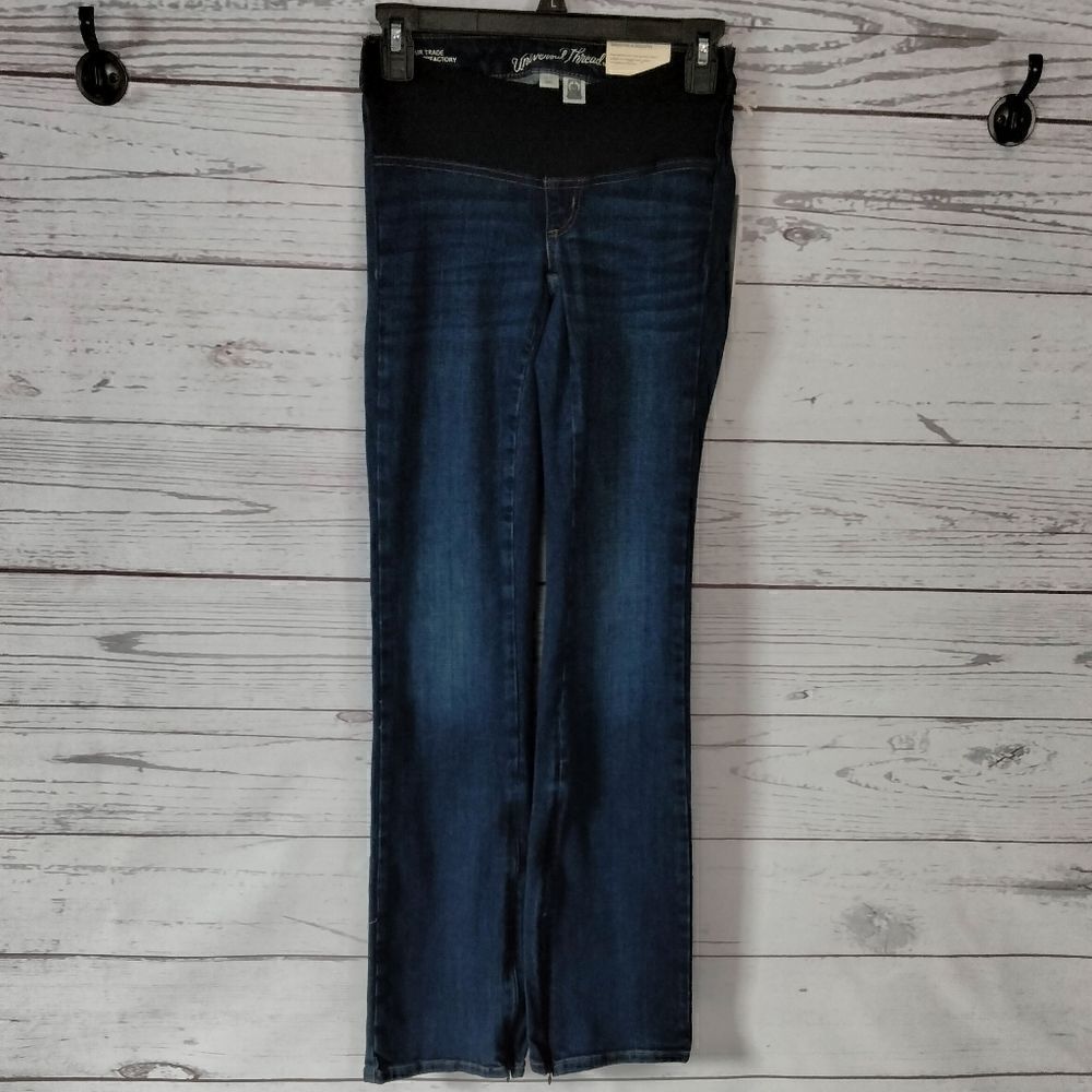 New Without tags "Universal Thread" woman's jeans